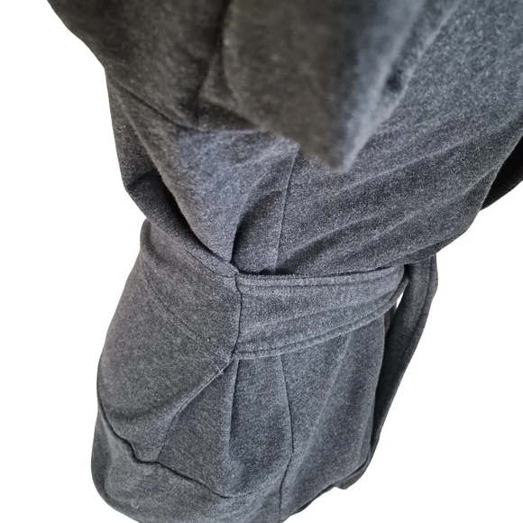 The North Face Dark Gray Women's Apparel - Picture 6 of 8